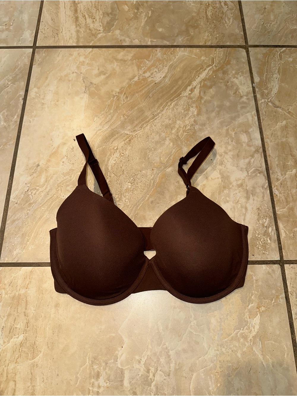 Brown SKIMS underwire bra size 34DD